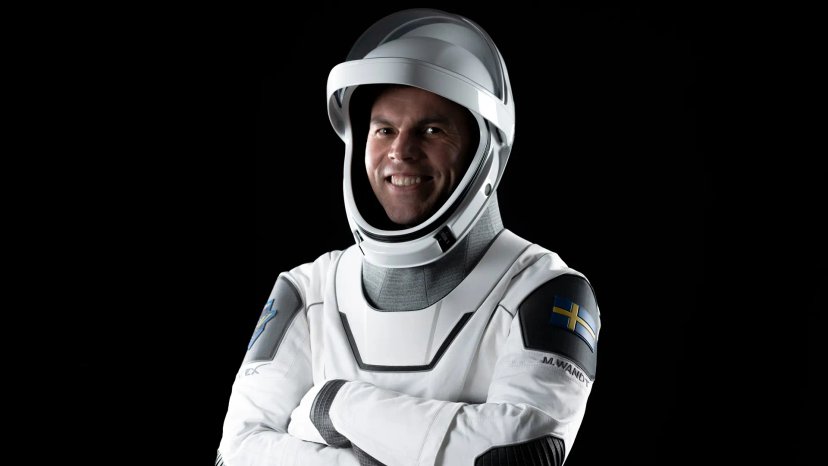 Marcus Wandt in space suit
