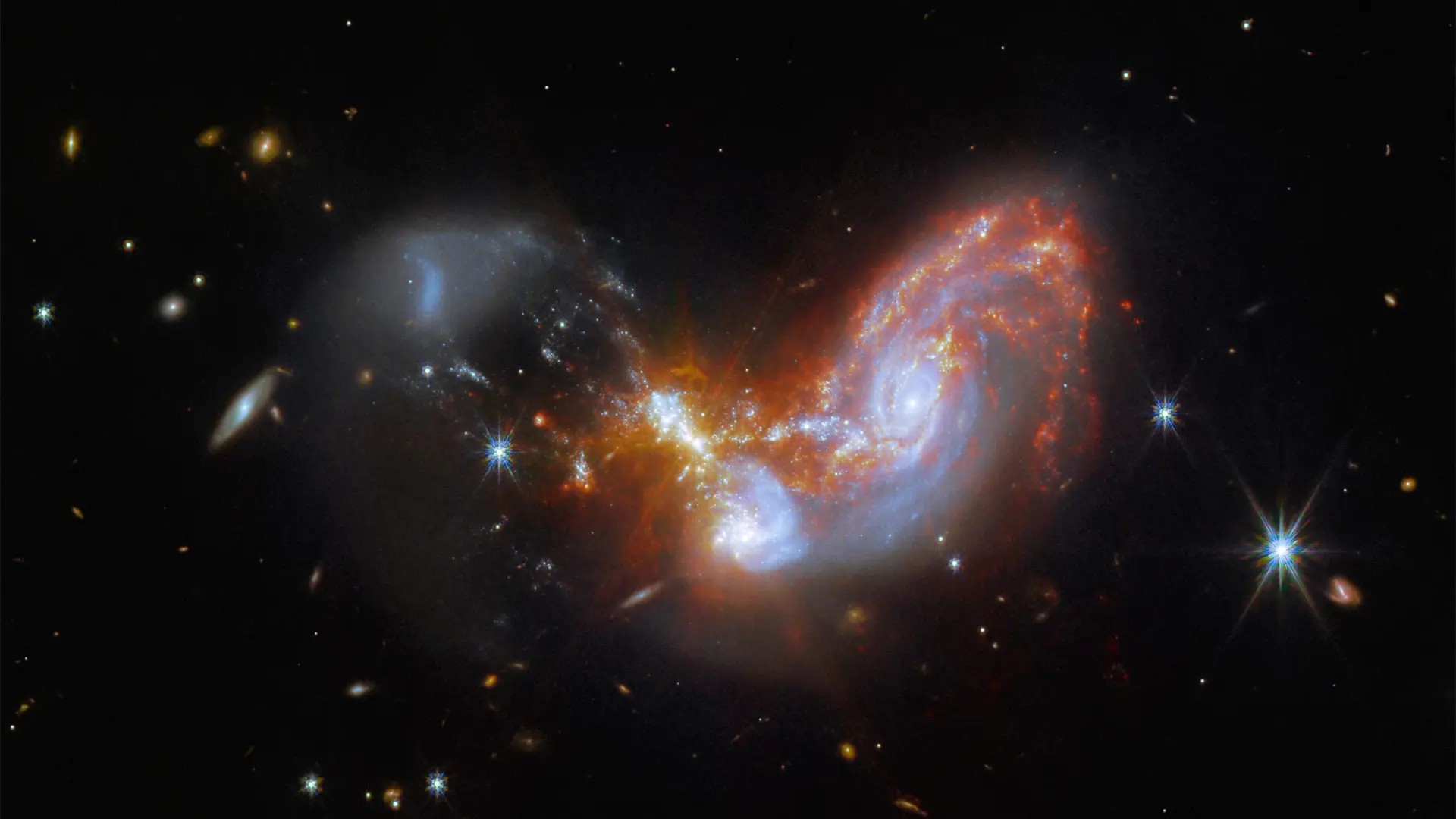 Galaxies merging