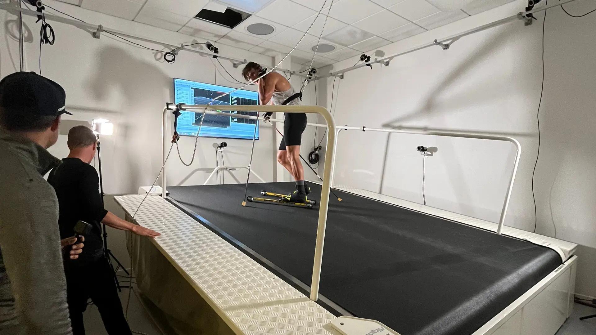Elite skier Max Novak, arguably the best roller skier in the world, is turning to Chalmers to help him achieve his goals. He uses the technology available in the physiology lab, a unique environment in Chalmers' Fuse makerspace.