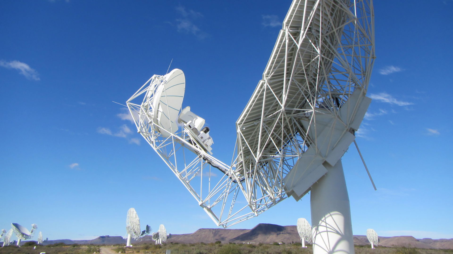 Schwedischer Empfänger im größten Radioteleskop der Welt getestet